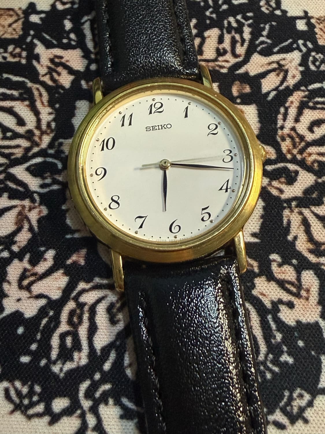 SEIKO 빈티지 쿼츠 시계 상품이미지2