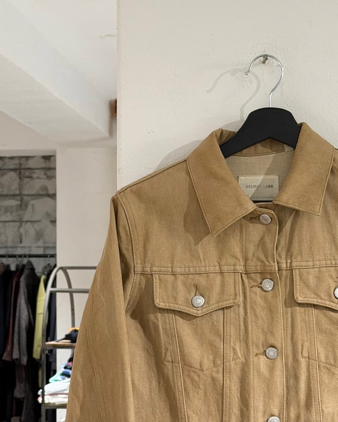 헬무드랭 베이지 데님 클래식 로우 트리거 자켓 상품이미지2