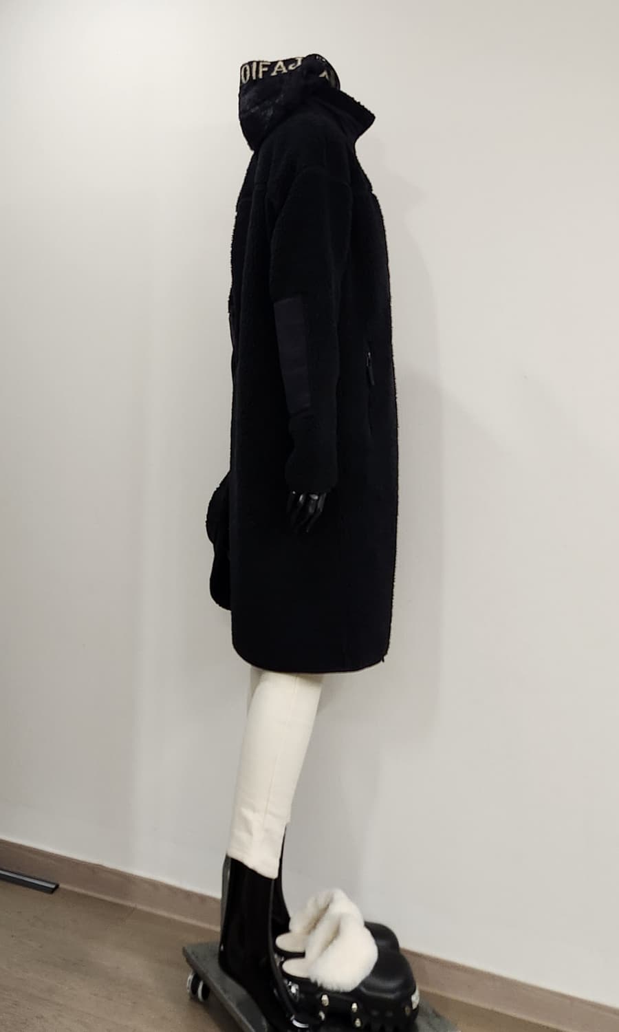 블랙 롱뽀글이  상품이미지4