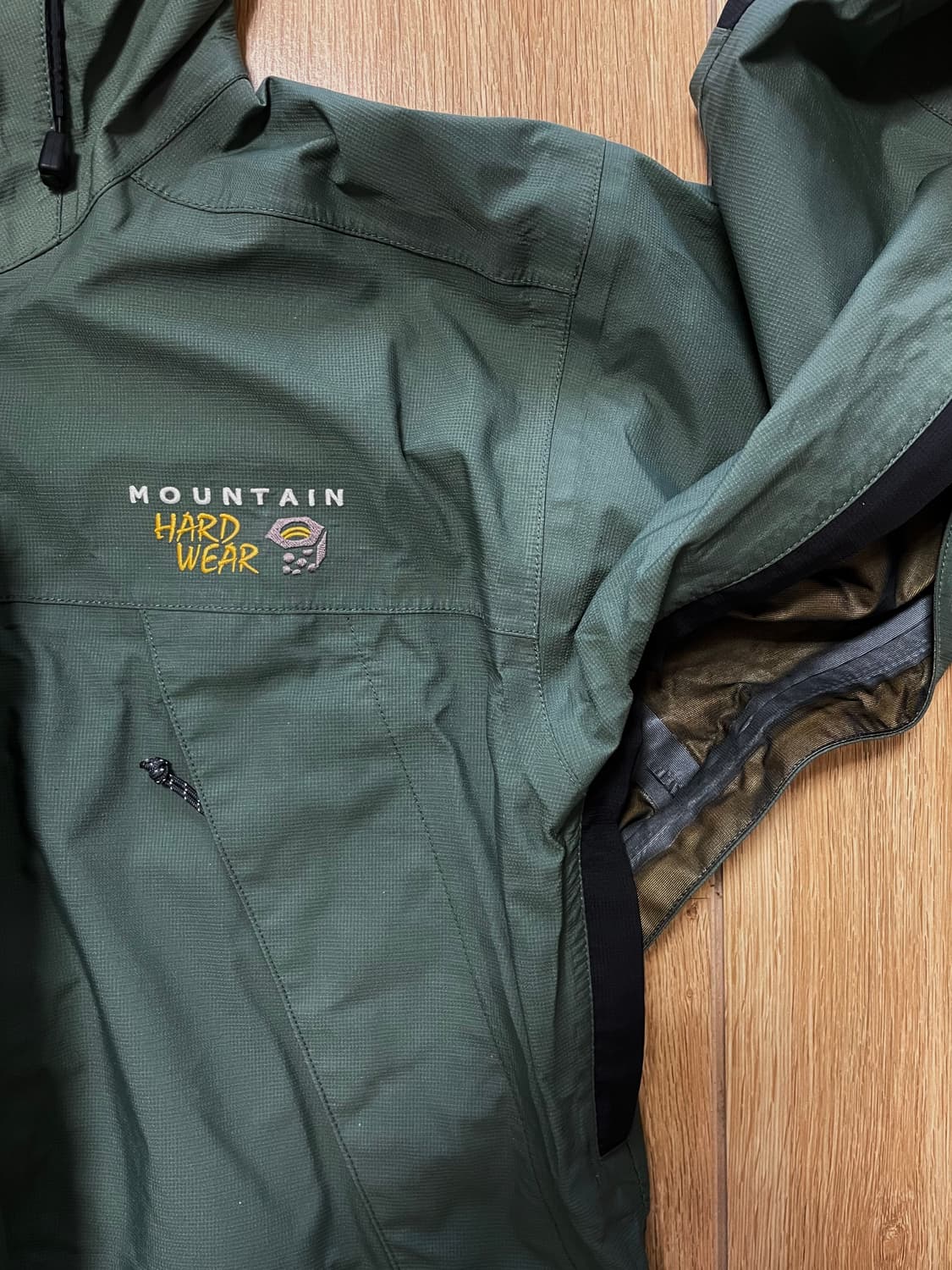 00s 마운틴하드웨어 고어텍스 XCR 투톤 고프코어 윈드브레이커 자켓 상품이미지3