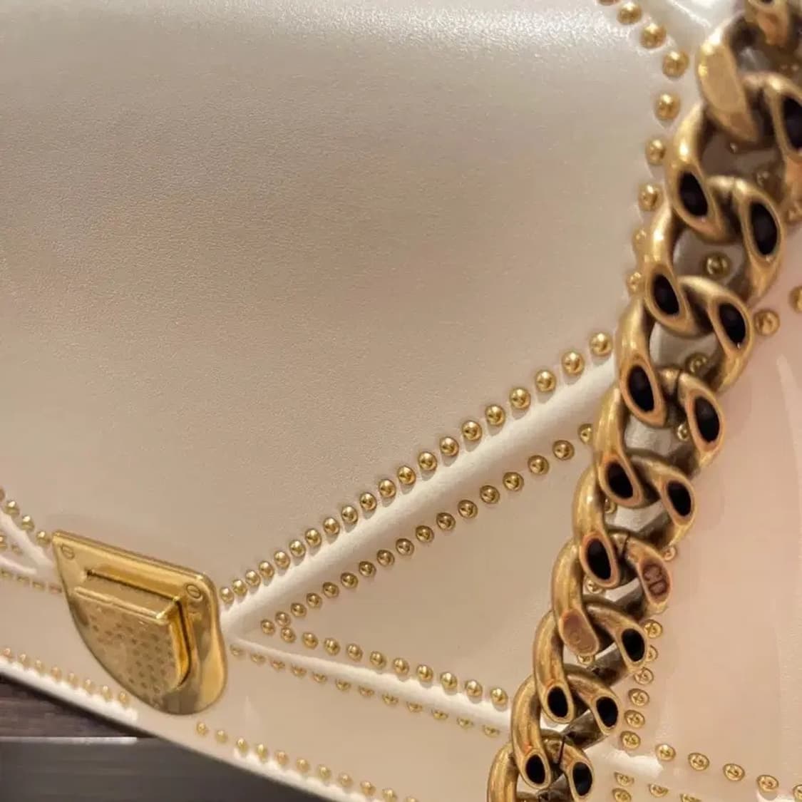 디올 한정판 디오라마 백 상품이미지3