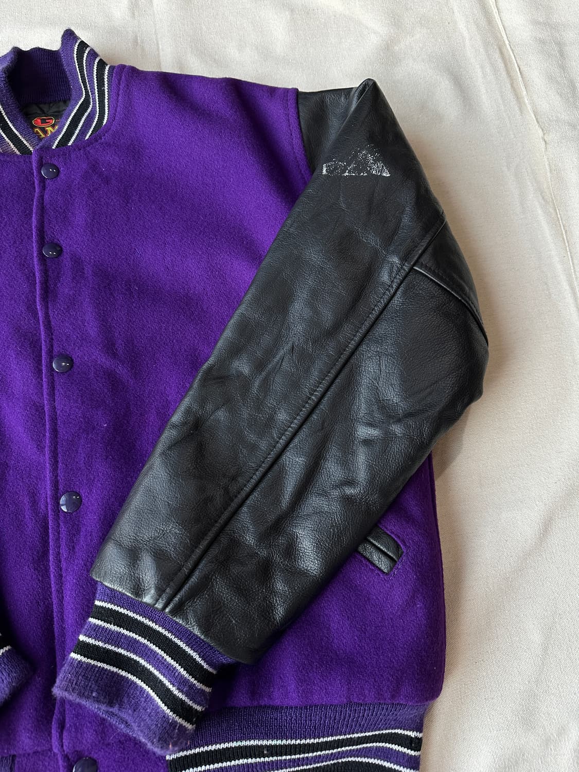 90s USA 울레더 바시티 퍼플 자켓 100 상품이미지5