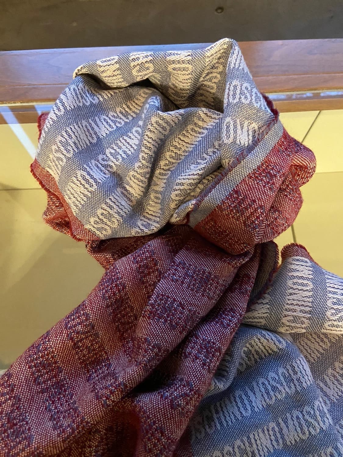 모스키노 버진울 머플러 상품이미지2