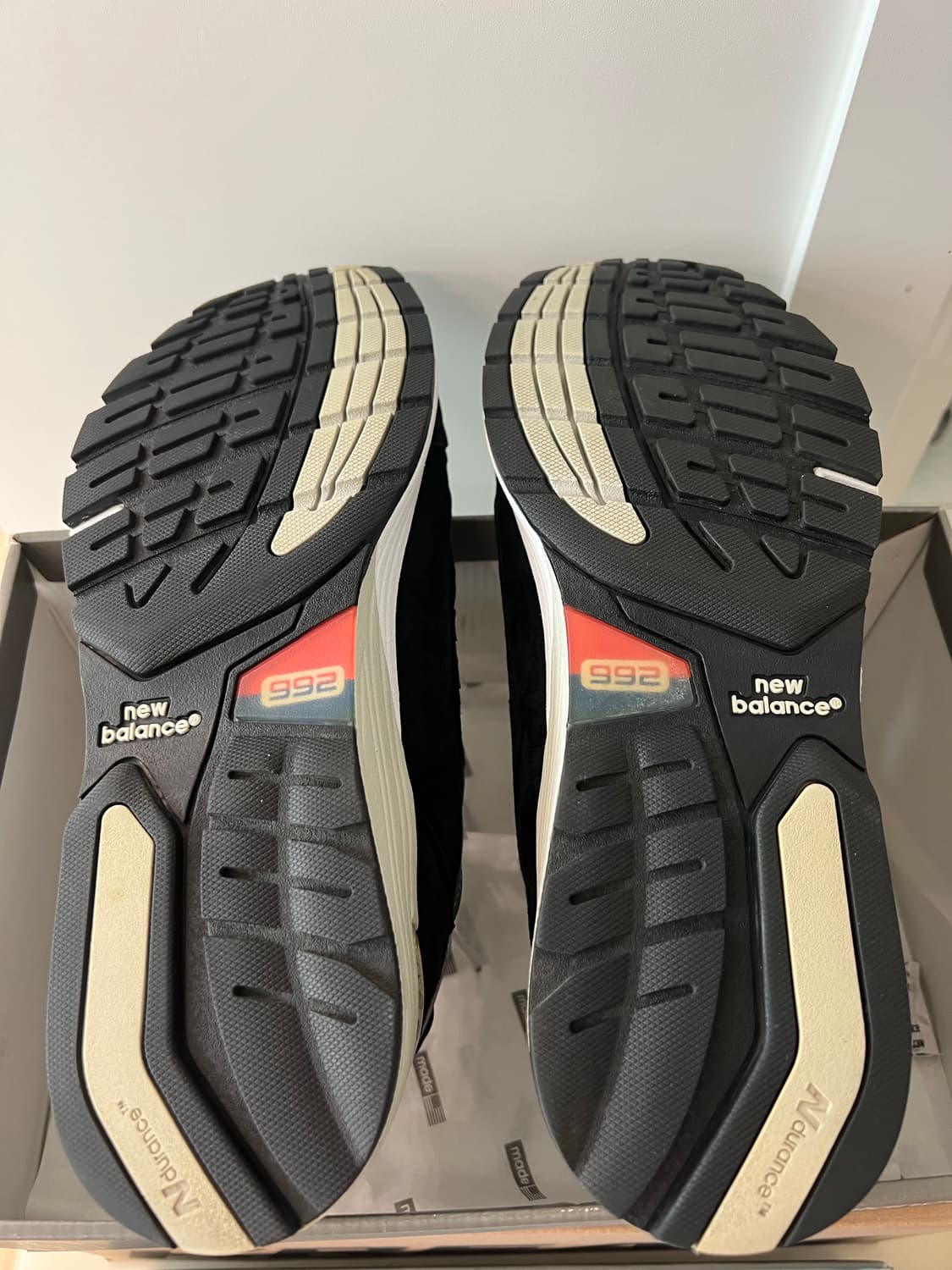 뉴발란스 992 (M992EB) 상품이미지9