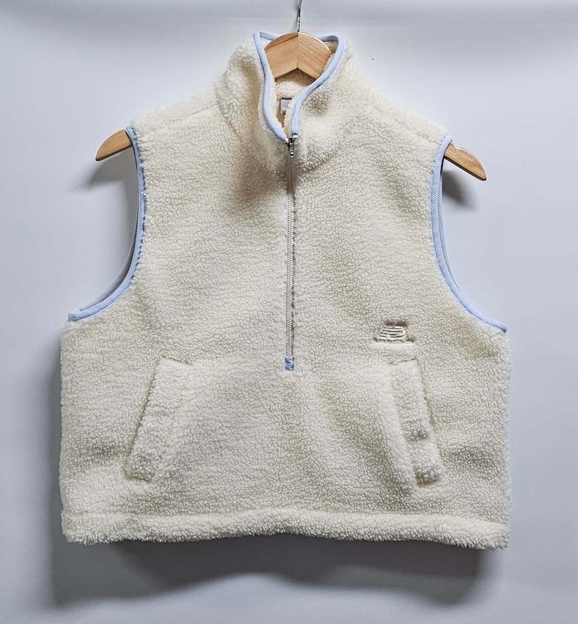 뉴발란스 여성 플리스베스트 S 상품이미지1