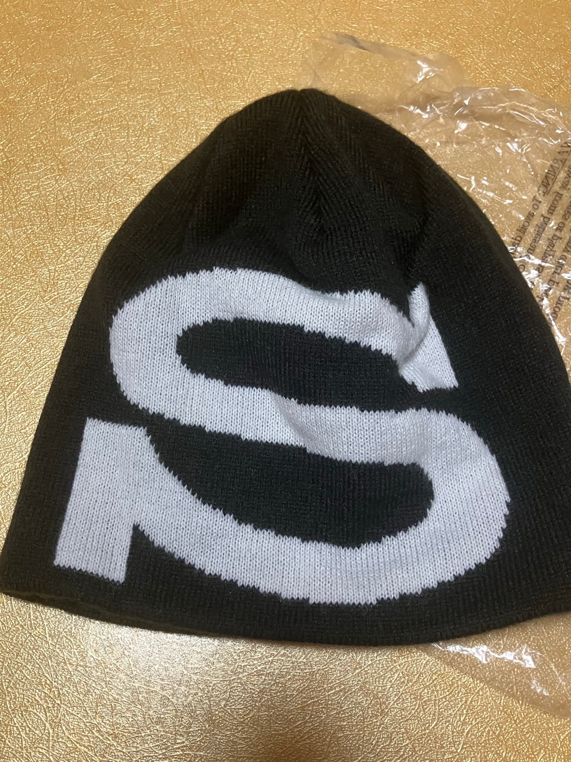 스투시 빅 S 자카드 스컬캡 블랙 비니 상품이미지2