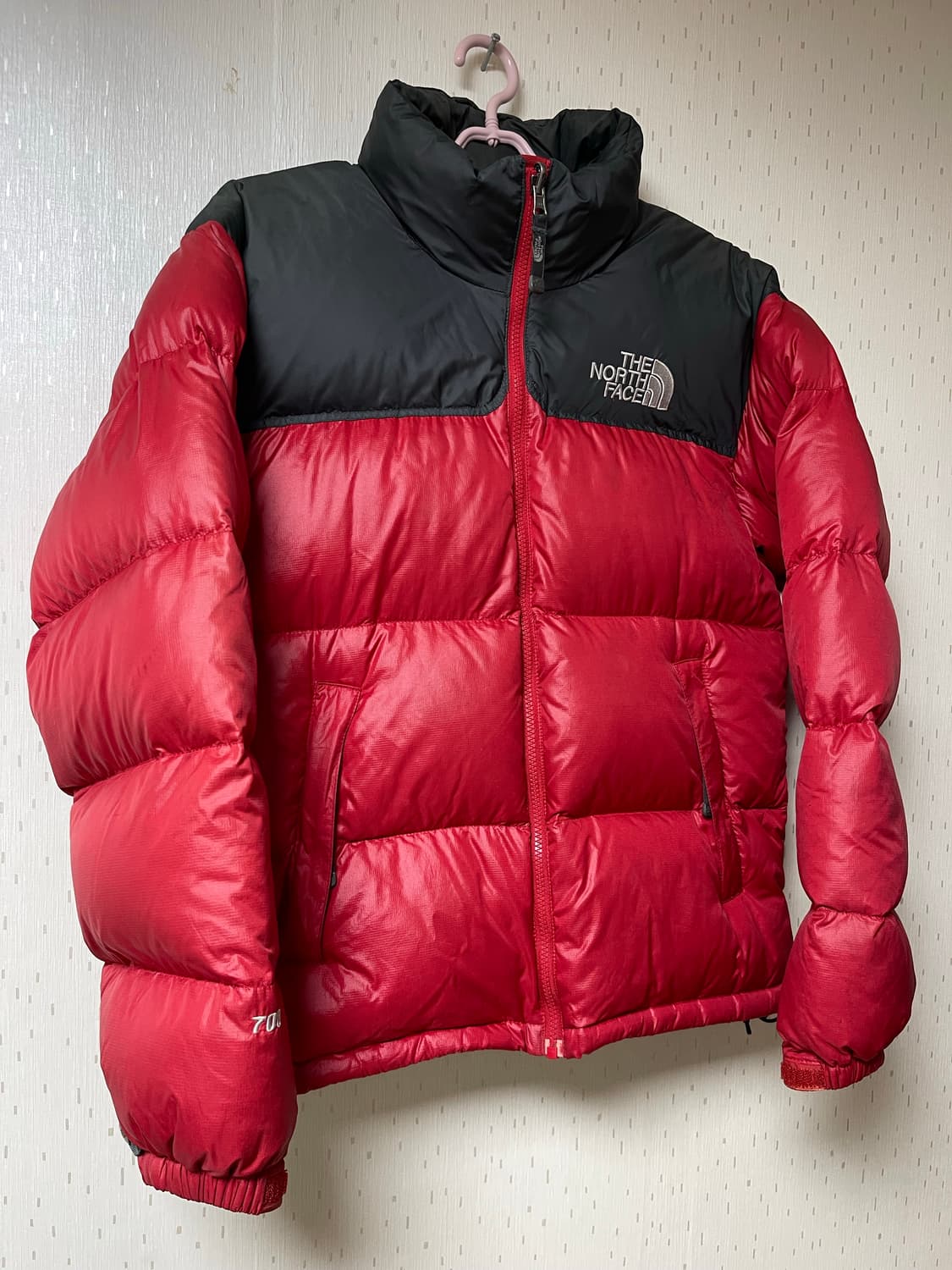 노스페이스 정품 눕시 구스다운 자켓 레드 700필 상품이미지3