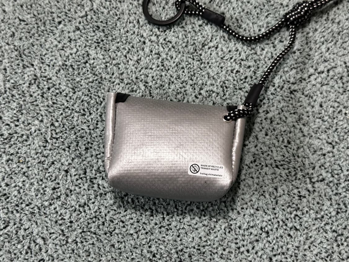 (NEW) 프라이탁 새상품 에어팟 미니 파우치 키링 상품이미지5