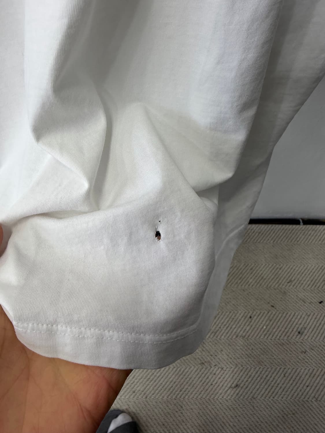 정품) 메종키츠네 남성 반팔티 L 상품이미지5