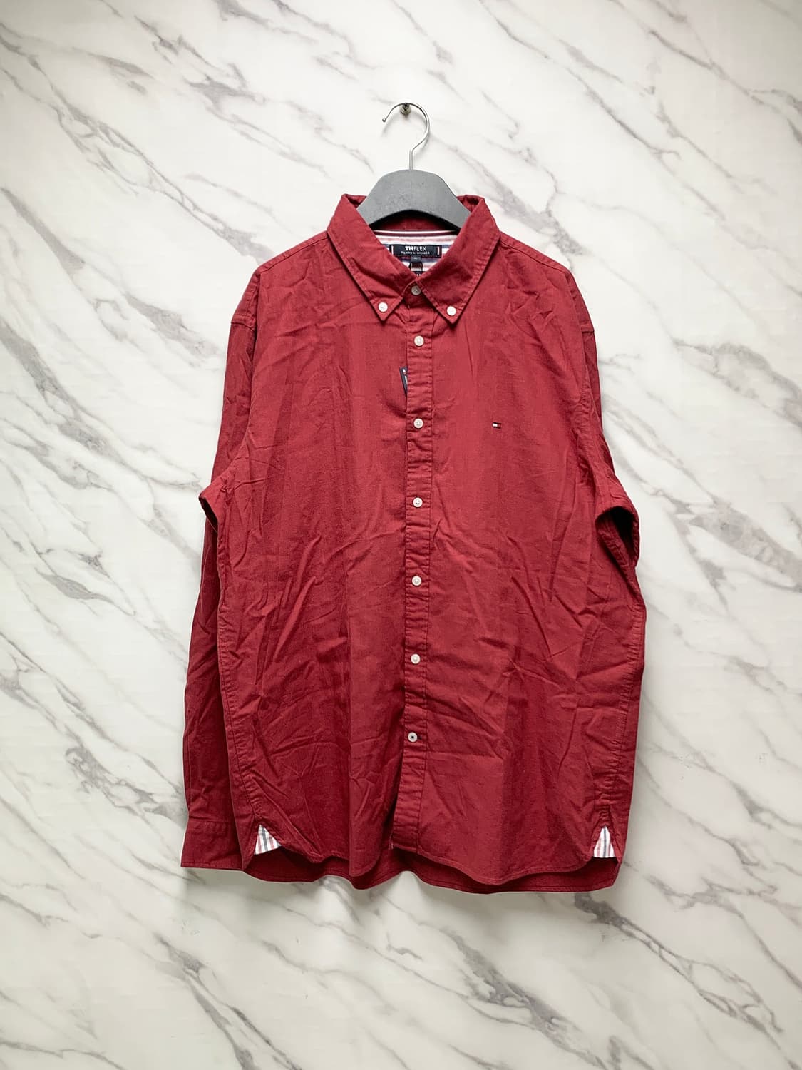 TOMMY HILFIGER 공용 버건디 기본 셔츠 상품이미지1