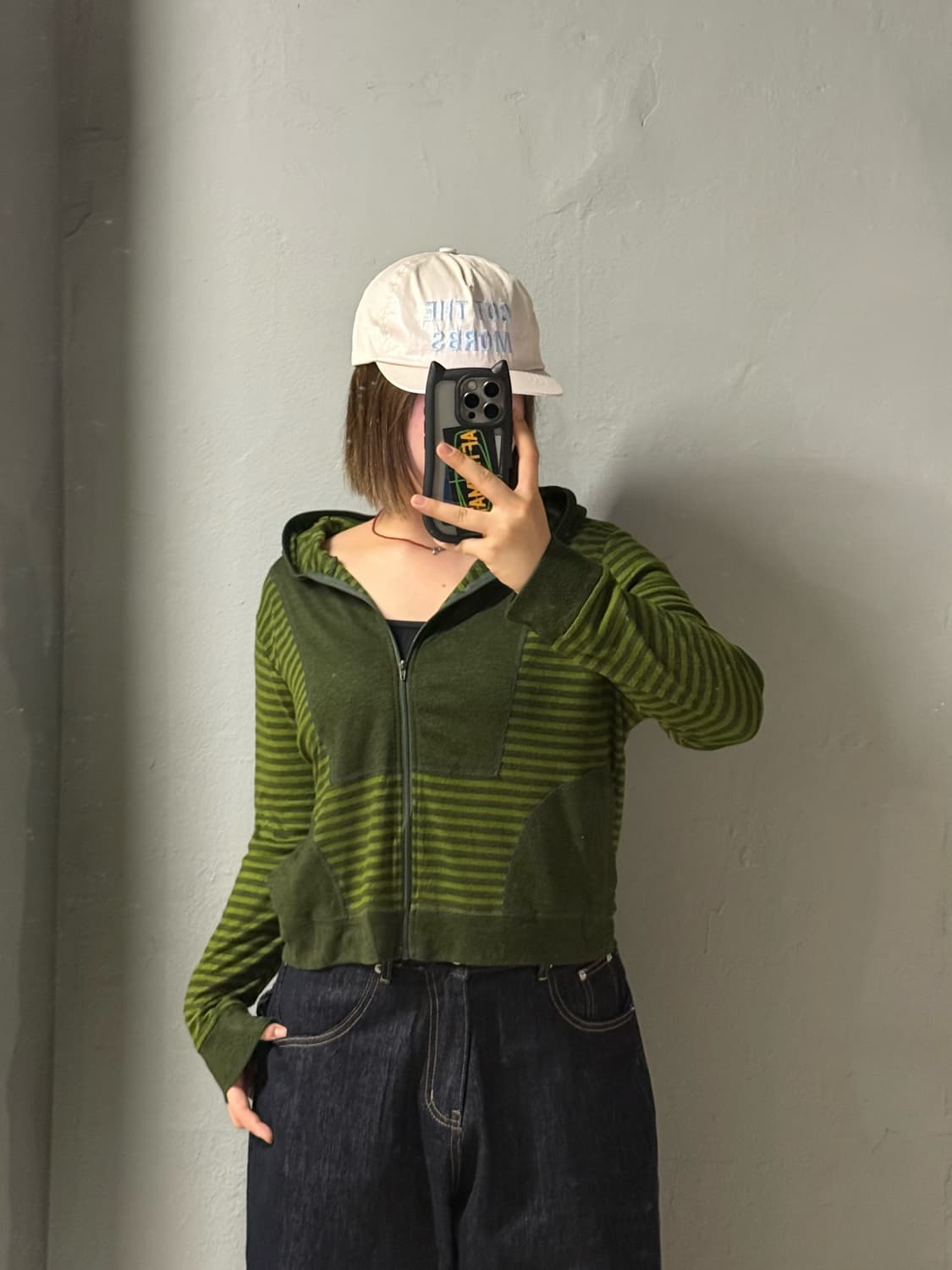 green stripe pattern full zip-up 상품이미지1