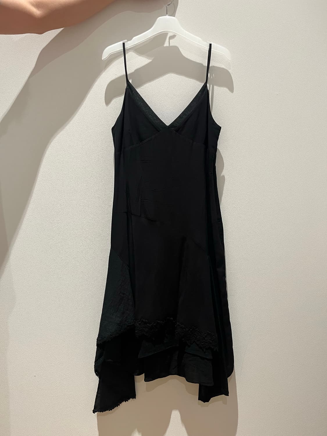 *새상품 VERSO 에쉬메트릭 레이스 원피스 블랙 상품이미지1