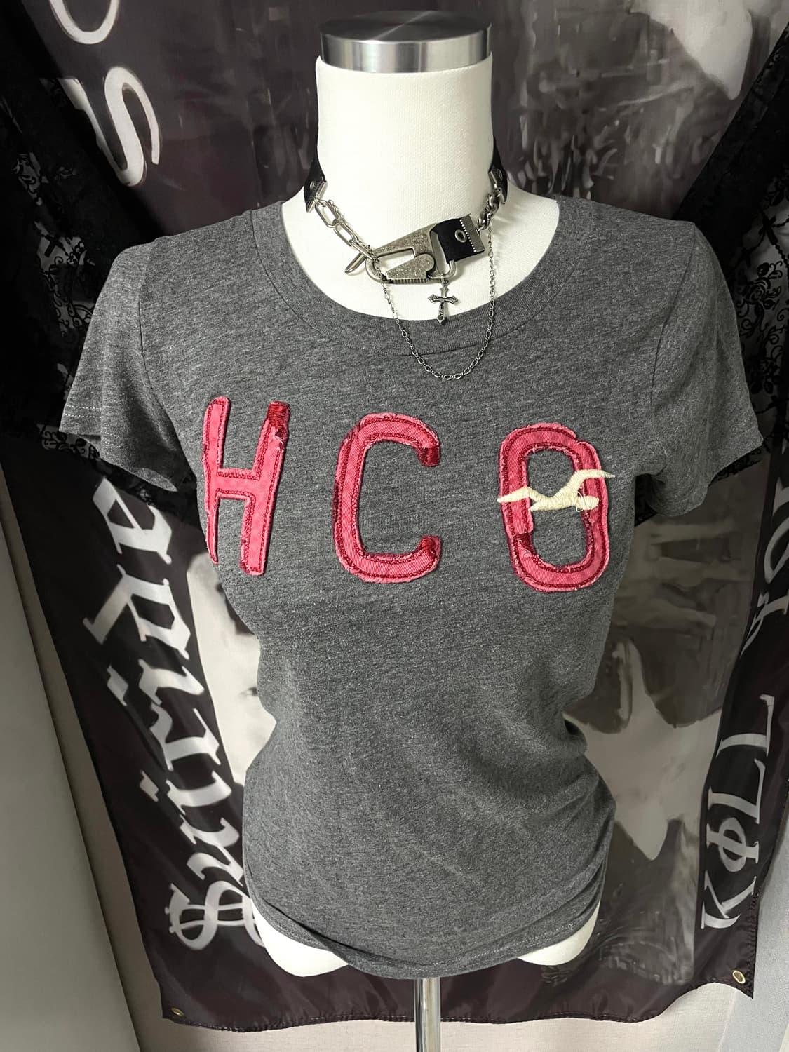 홀리스터 빅로고 딱붙 반팔 티셔츠 오네갸루 00s 그레이핑크 핀터레스트 상품이미지1