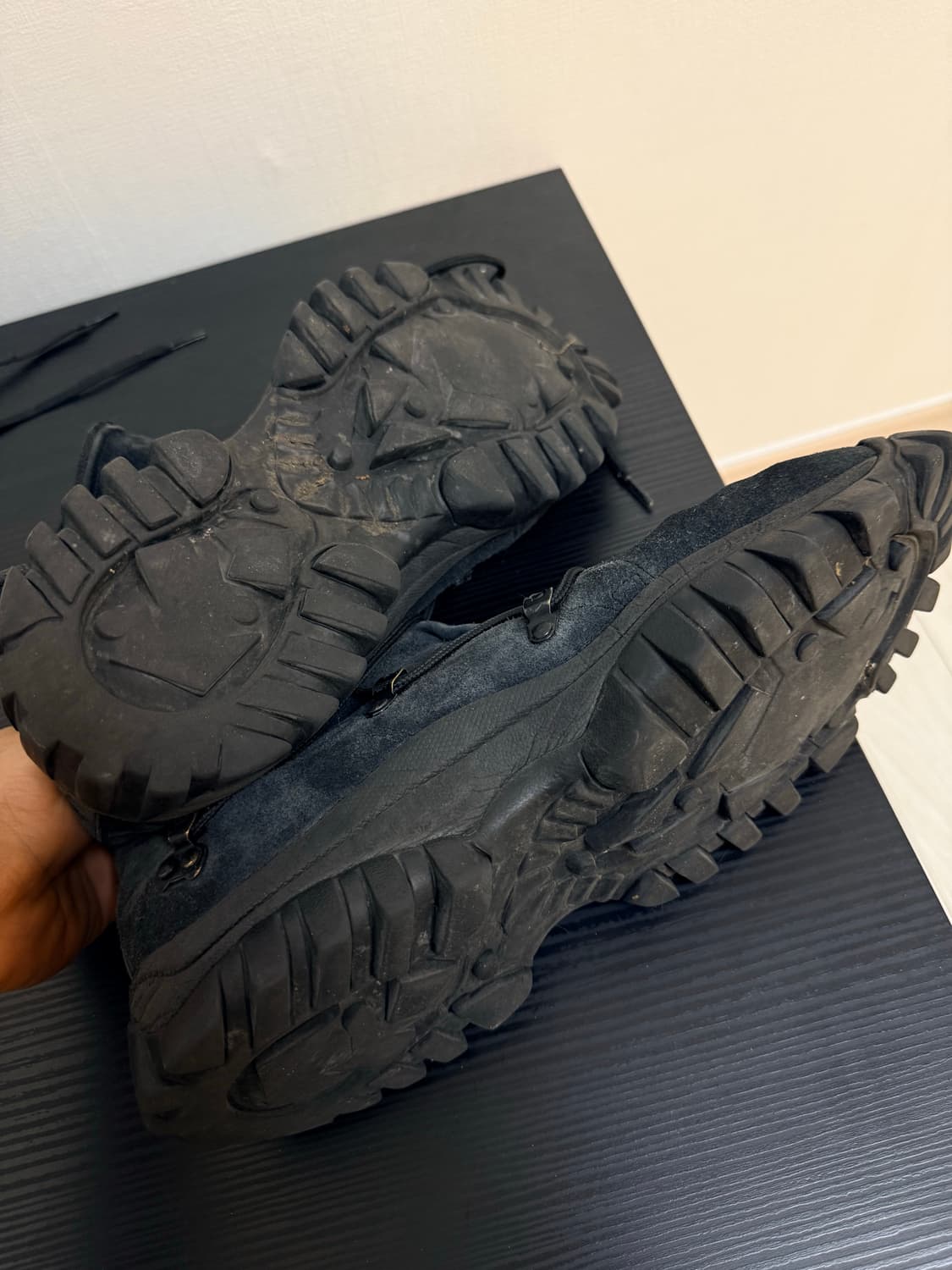 아식스 논네이티브 젤 예티 도쿄 하이 고어텍스 블랙 상품이미지4