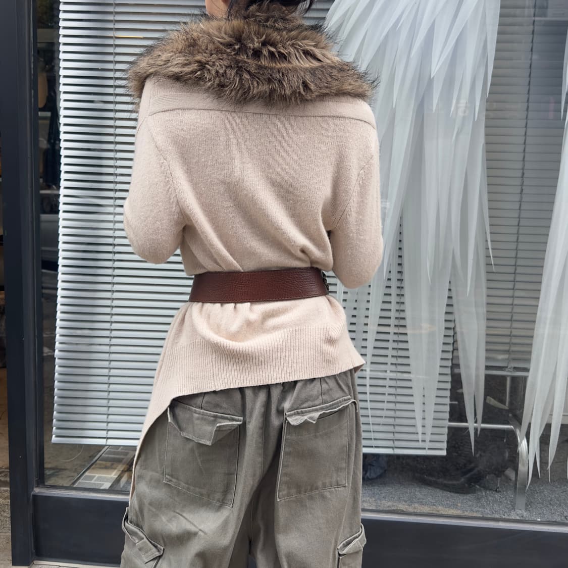 00s 퍼 BCBG 맥스아즈리아 가디건 상품이미지8