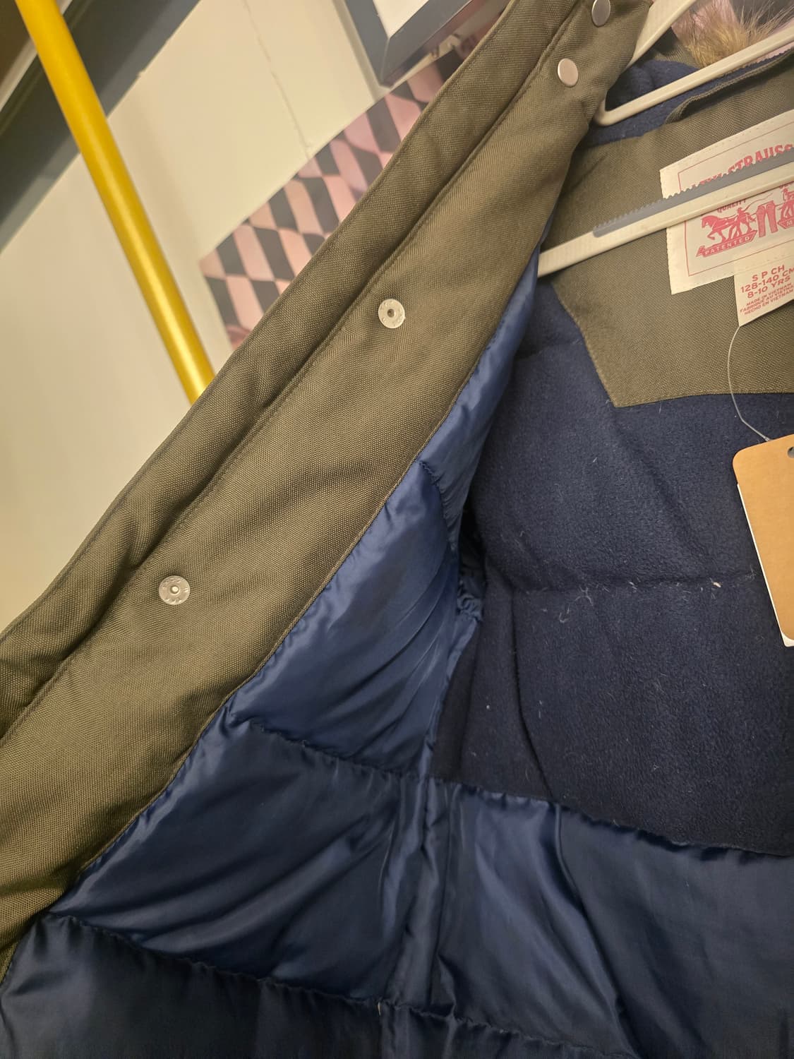 리바이스 보이즈 카키 아우터 구스패딩 상품이미지7