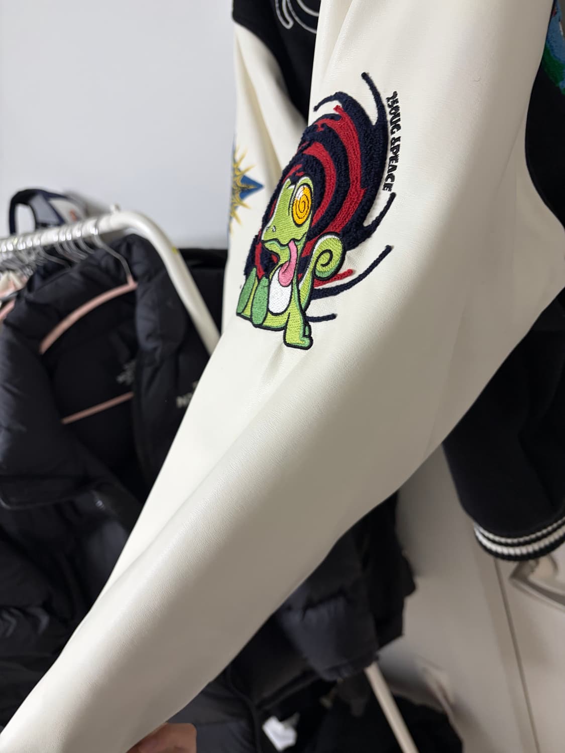 Sundayoffclub 선데이오프클럽 선오클 바시티 자켓 상품이미지8