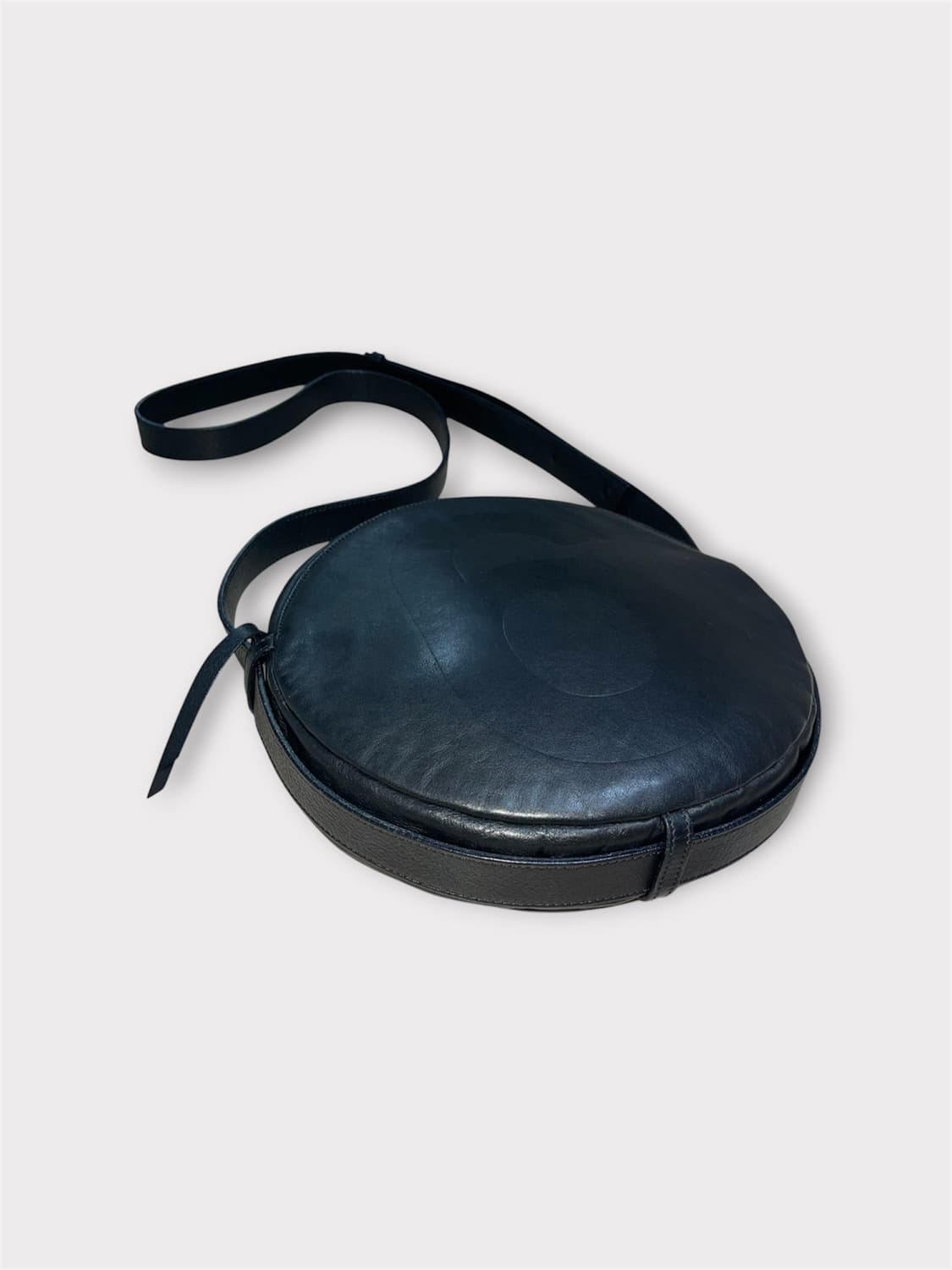 MM6 Maison Margiela Circle Leather Cross 상품이미지3