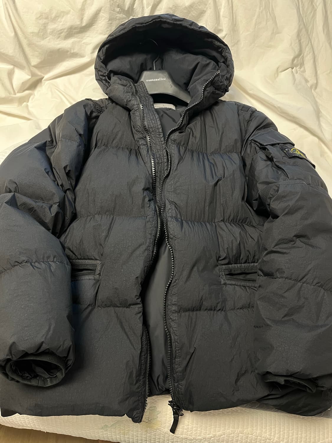 스톤아일랜드 22fw 크링클랩 패딩 상품이미지1