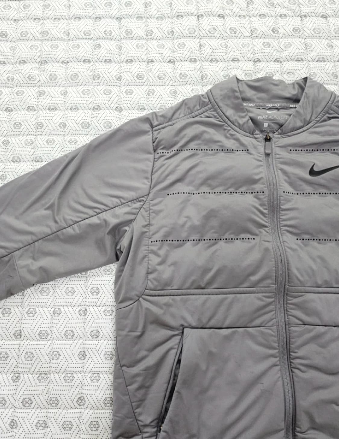 나이키 에어로로프트 런닝 골프 패딩 100 상품이미지2