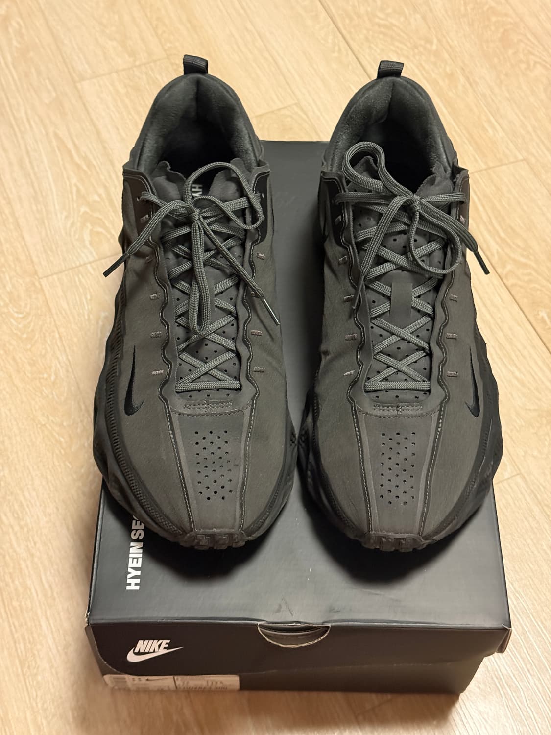 나이키 HYEIN SEO 아바로버 혜인서 300사이즈 상품이미지1