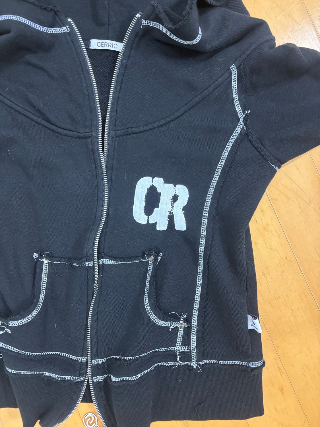 Cerric cr cut out hood zipup 상품이미지3