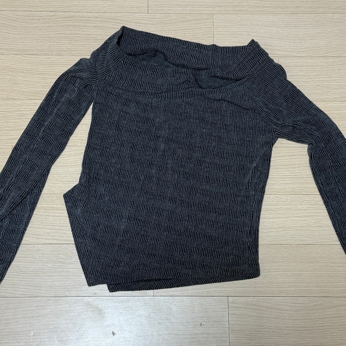 밀로아카이브 밀로우먼 오프숄더 원숄더 니트 상품이미지1