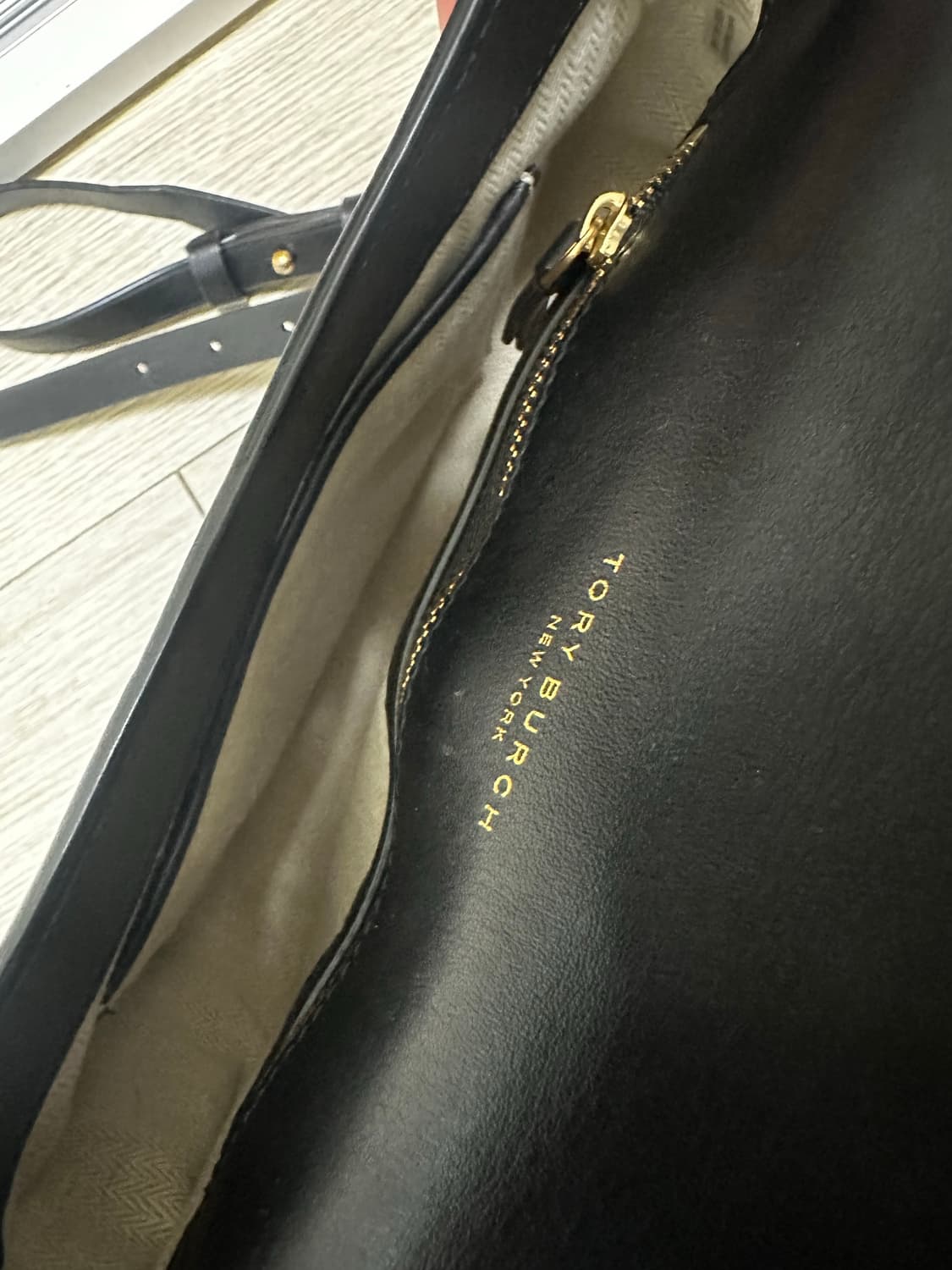 토리버치 크로스백 상품이미지2