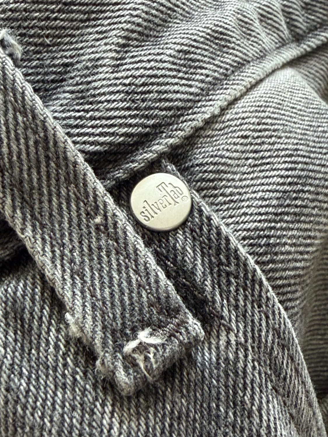 [국내매장판] 리바이스 실버탭 흑청 루즈핏 30x32 상품이미지4