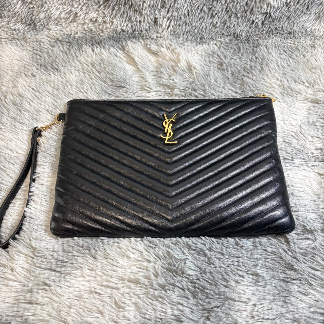 입생로랑 모노그램 클러치 금장 상품이미지1