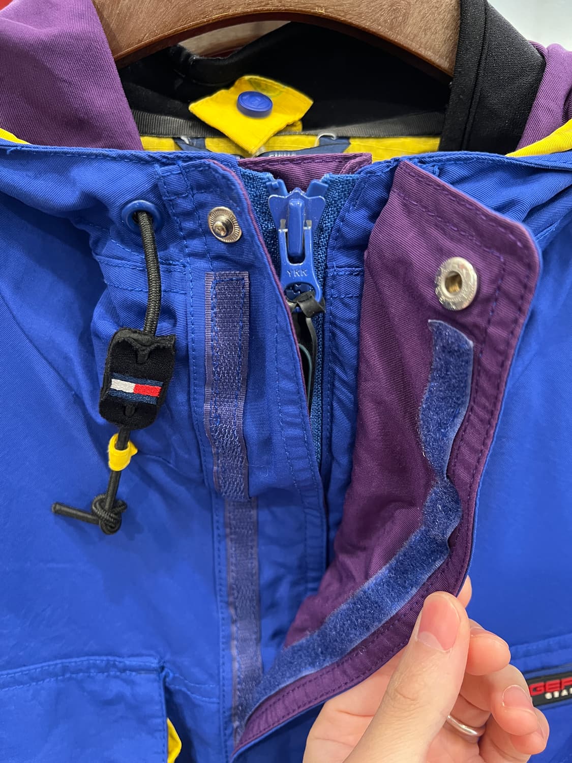 90s Tommy Hilfiger 타미힐피거 애슬레틱 기어 자켓 상품이미지4