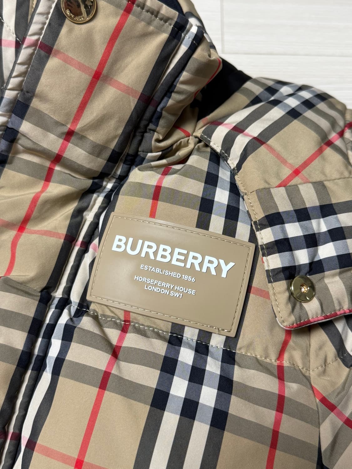 버버리 키즈패딩 12y 상품이미지3