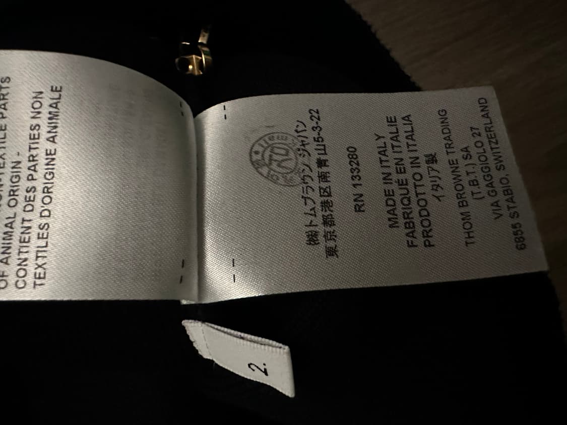 [급처/새상품급]톰브라운 밀라노스티치 가디건 2사이즈 상품이미지4