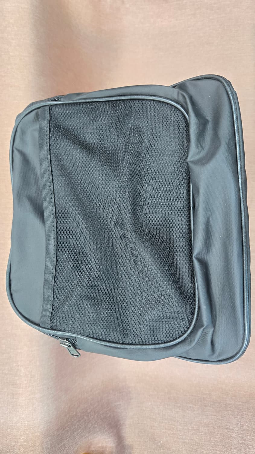 언더아머 미사용  블랙 더플백 상품이미지4