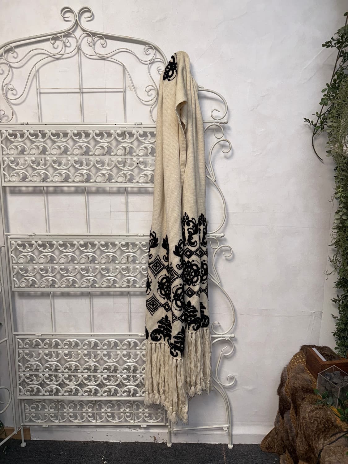 Ivory oriental tassel maxi muffler 상품이미지3
