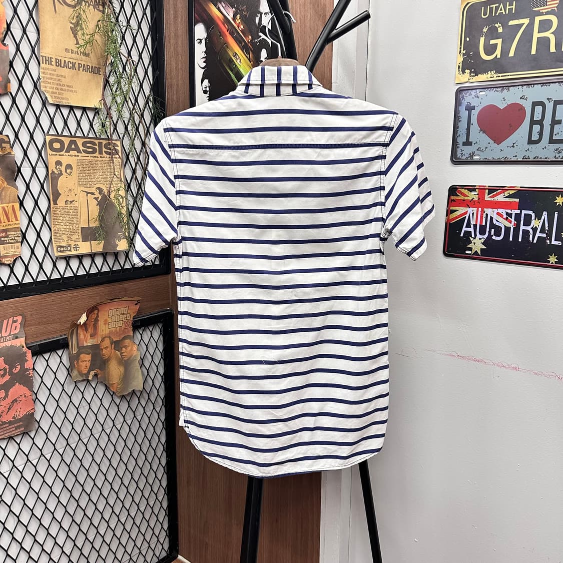 Navy Stripe Lettering Short Sleeve Shirt 상품이미지2