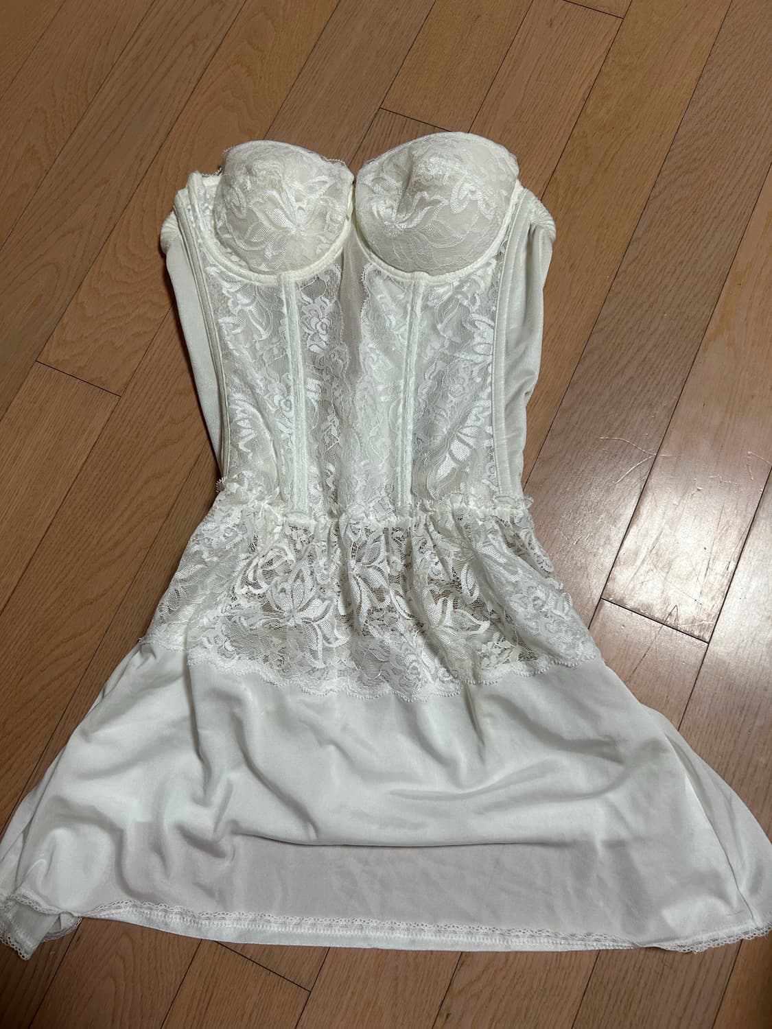 화이트 코르셋  상품이미지3