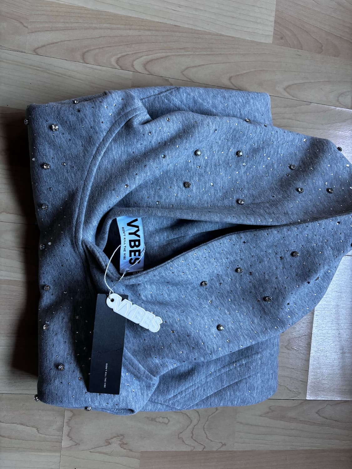 VYBES 라인스톤 갤럭시 후드티 그레이 새상품 상품이미지1