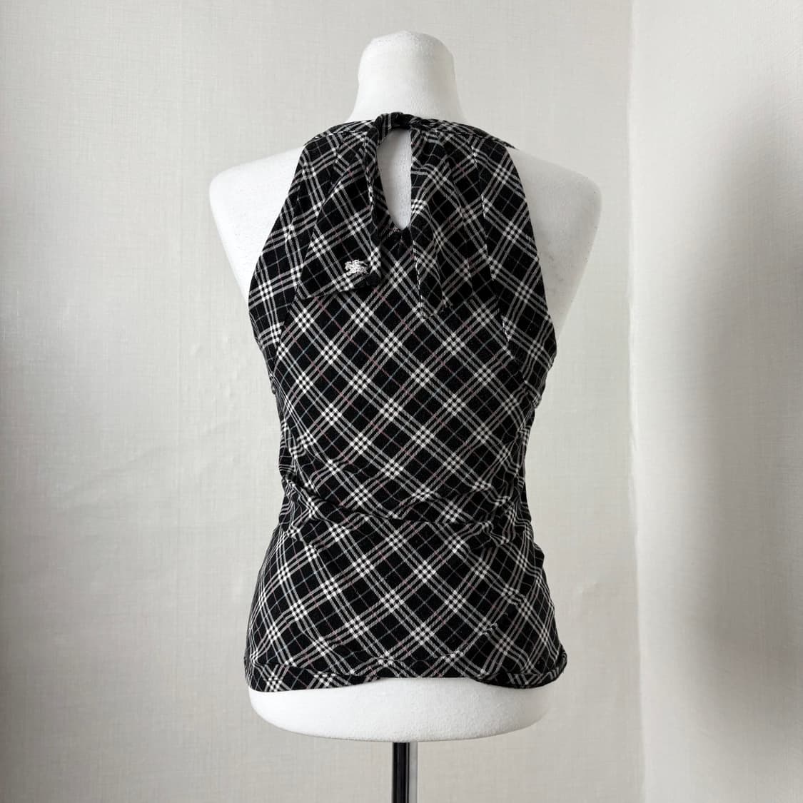 버버리 노바체크 홀터넥 나시 상품이미지1