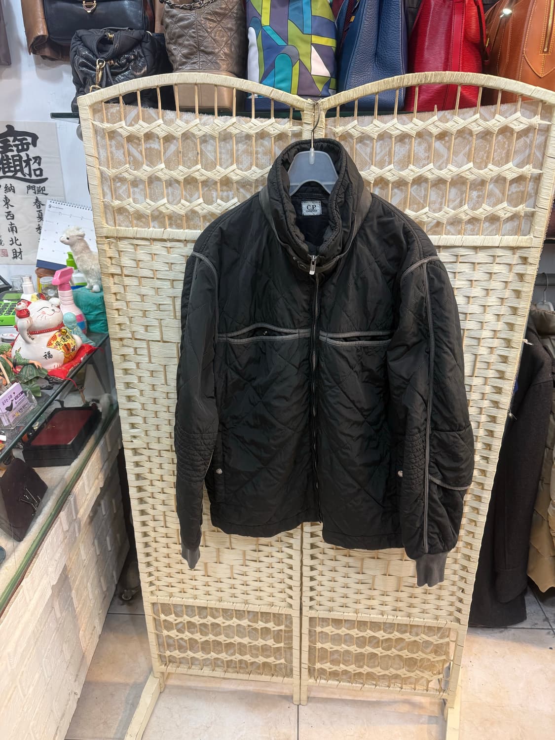 52/105 정품 cp컴퍼니 빈티지 퀼팅자켓 팝니다 상품이미지1