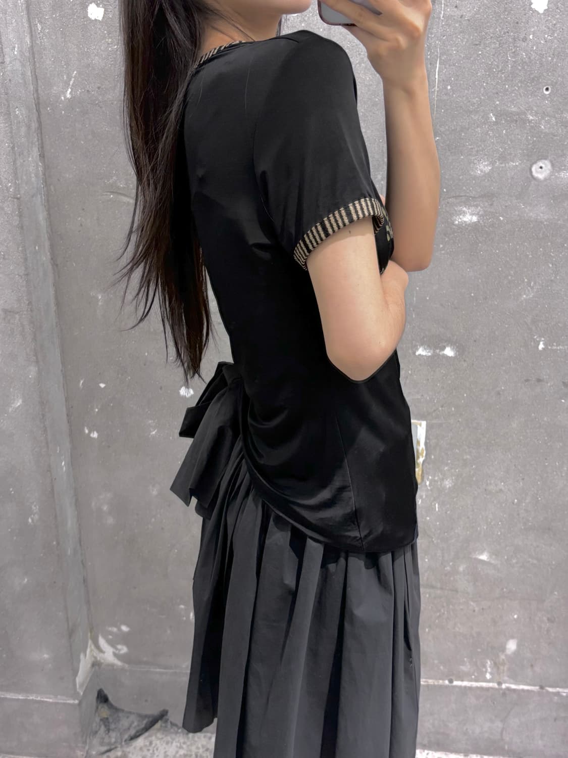 Fendi 펜디 블랙 레이온 로고 반팔  상품이미지2