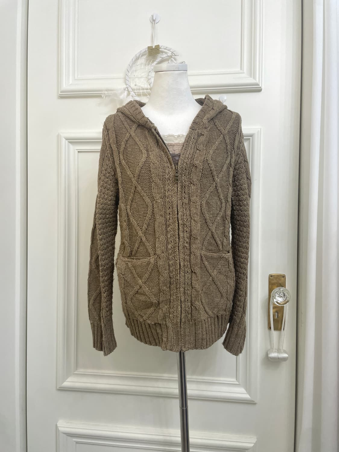 vintage brown twist pocket point hoodie- 상품이미지1