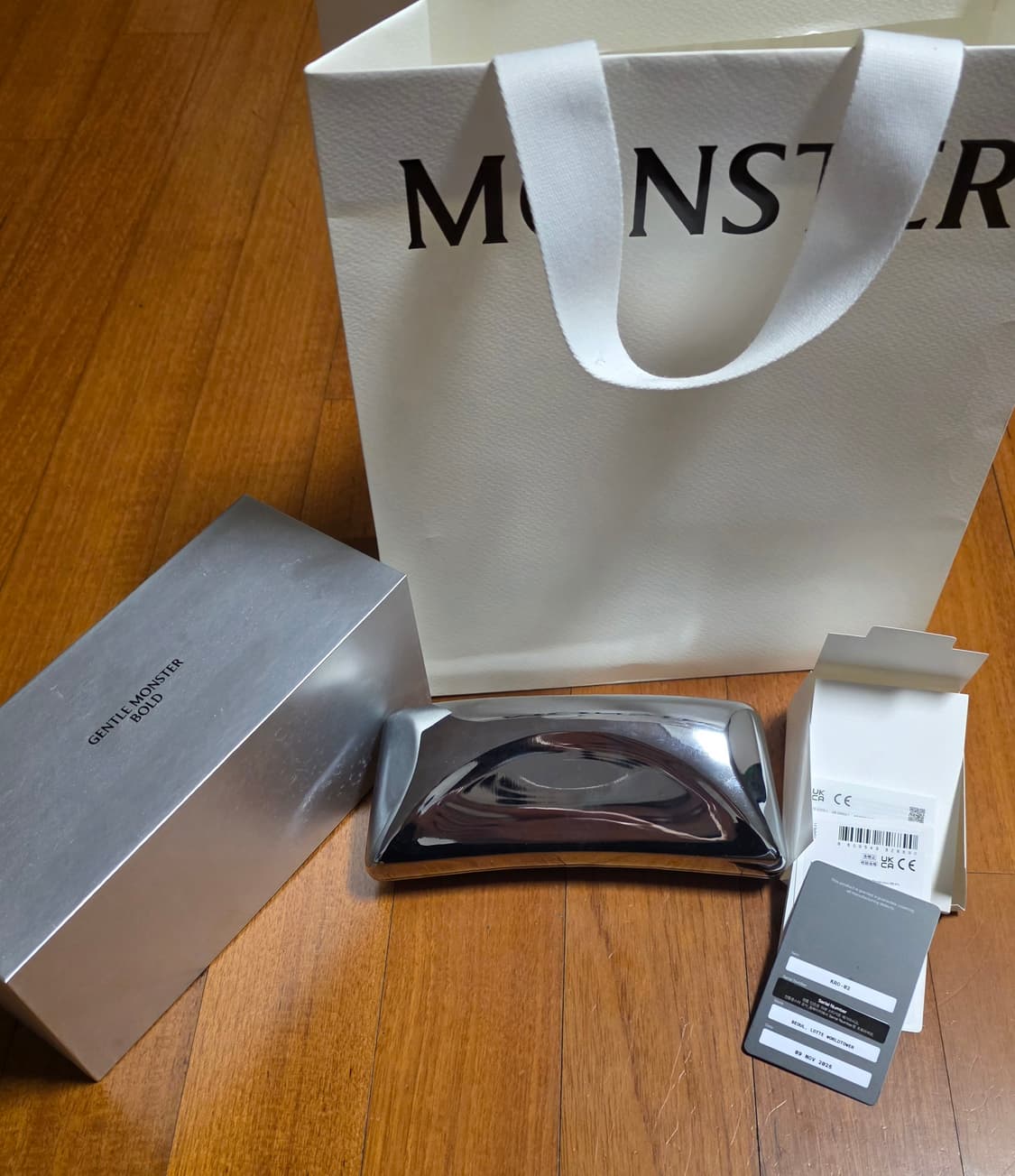 (새상품) 젠틀몬스터 크로 KRO 02 상품이미지7