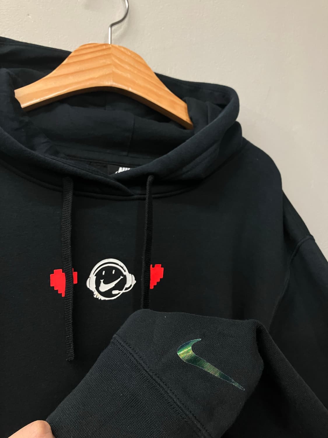 나이키 하트 스우시 후드티 상품이미지3