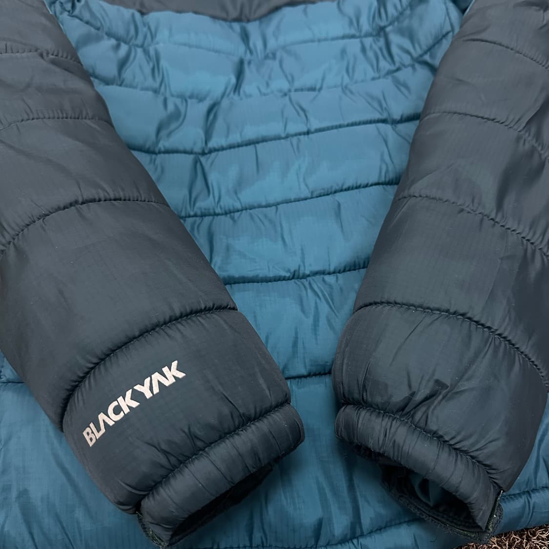 블랙야크 숏 패딩 점퍼 95(M) 상품이미지7