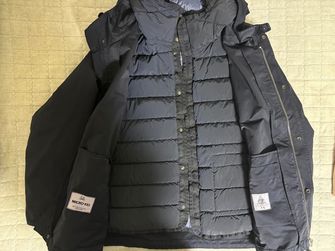 CP컴퍼니 마이크로 케이 후드 렌즈 자켓 토탈 이클립스 블루 xl 상품이미지3