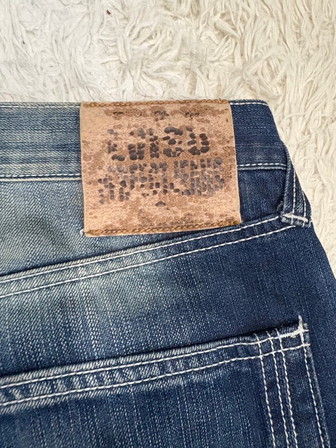 [32] 에비수 은색로고 플레어진 청바지  상품이미지9