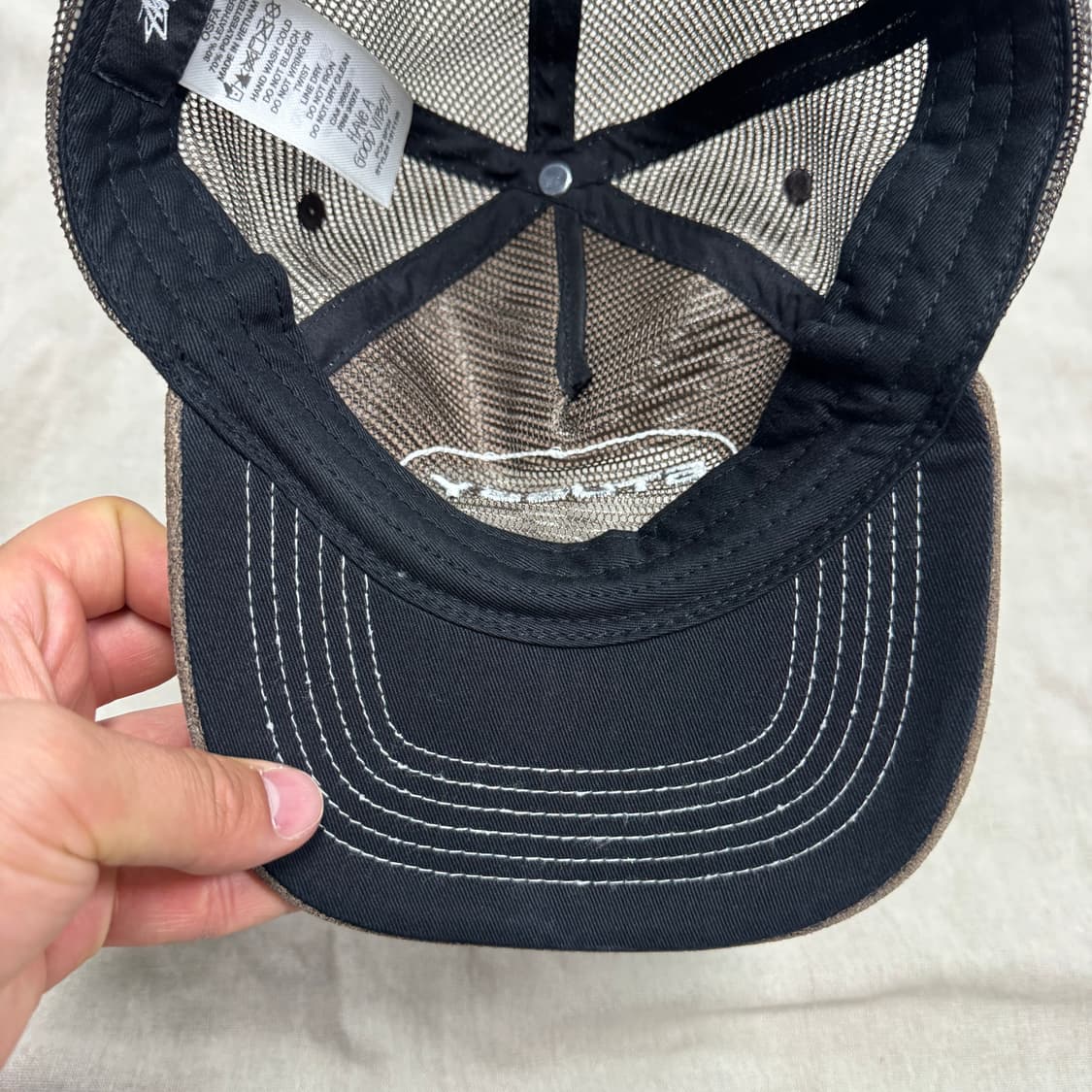 스투시 브라운 워싱 레더 메쉬 볼캡 상품이미지3