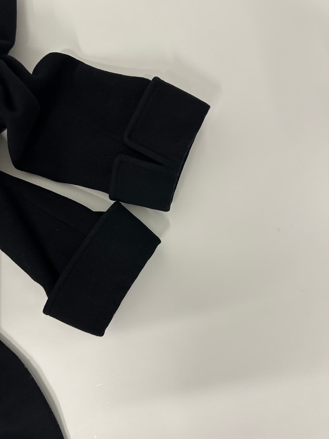 클래식 블랙 울 더블 브레스티드 코트 상품이미지5