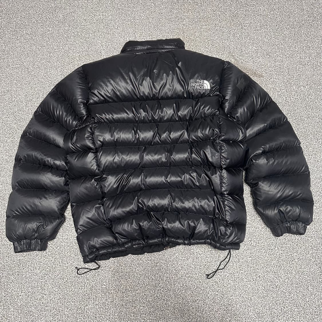 노스페이스 블랙 패딩 상품이미지3